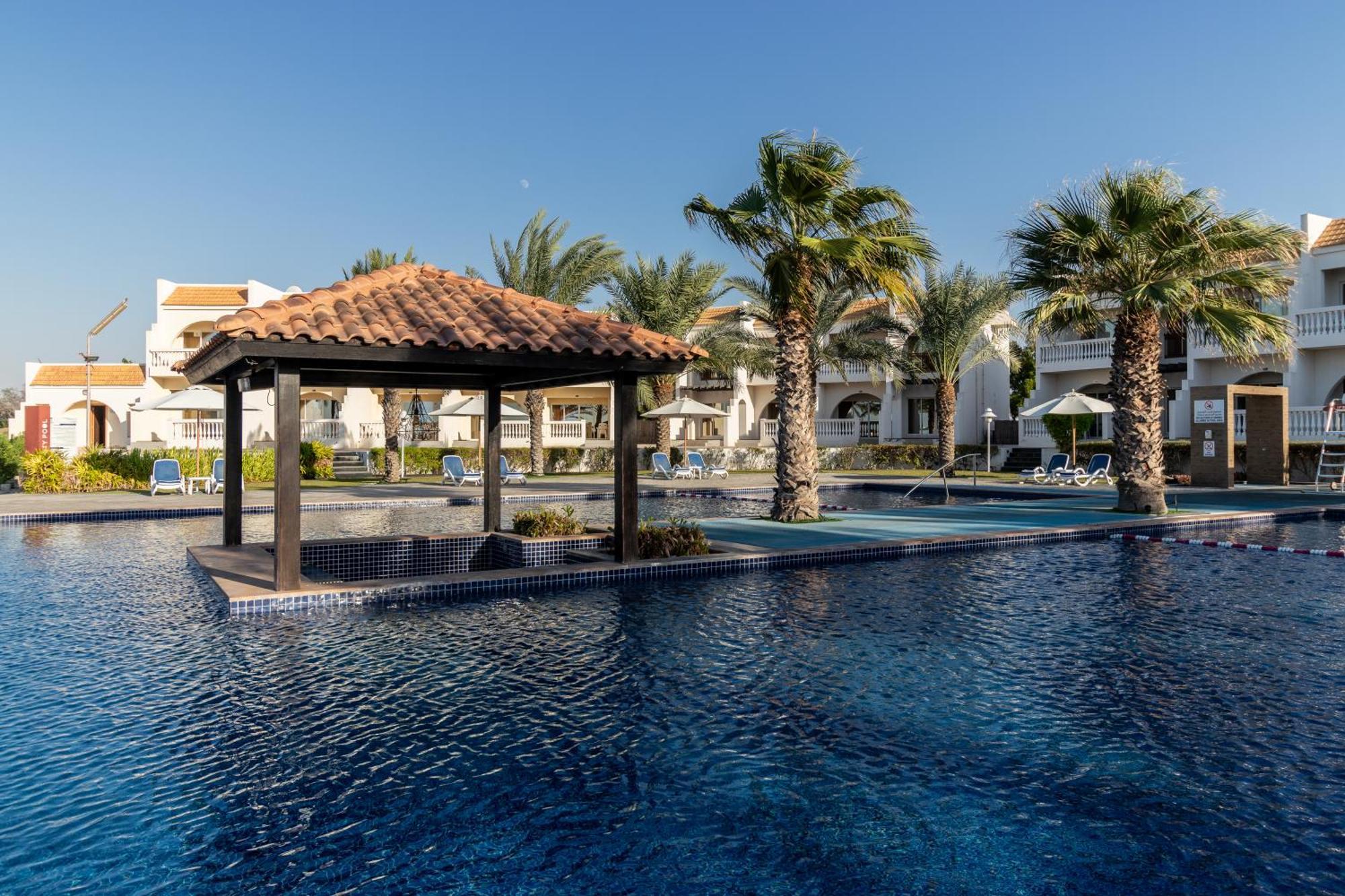 Barracuda Resort Umm al-Quwain Exterior foto