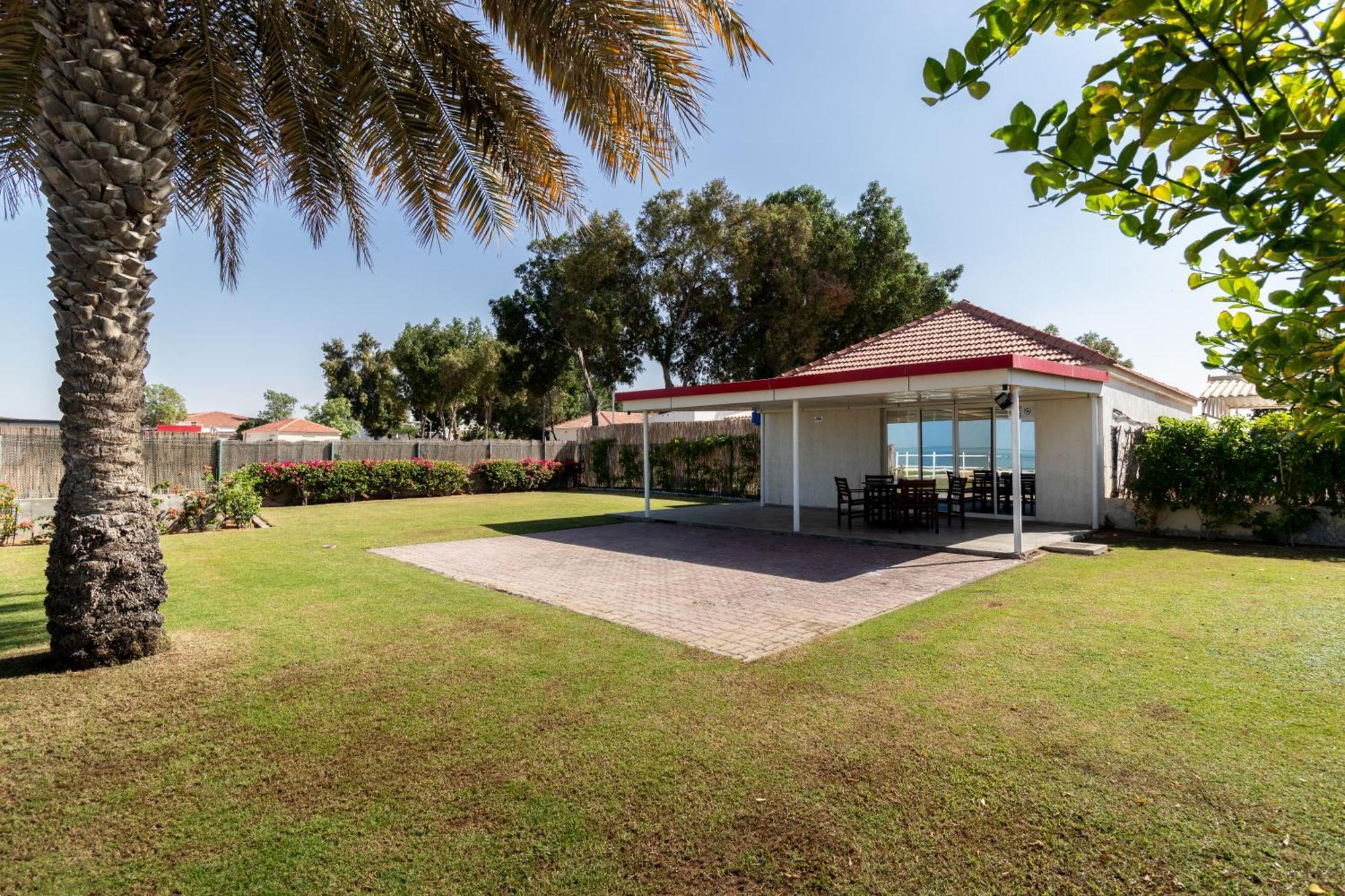 Barracuda Resort Umm al-Quwain Exterior foto