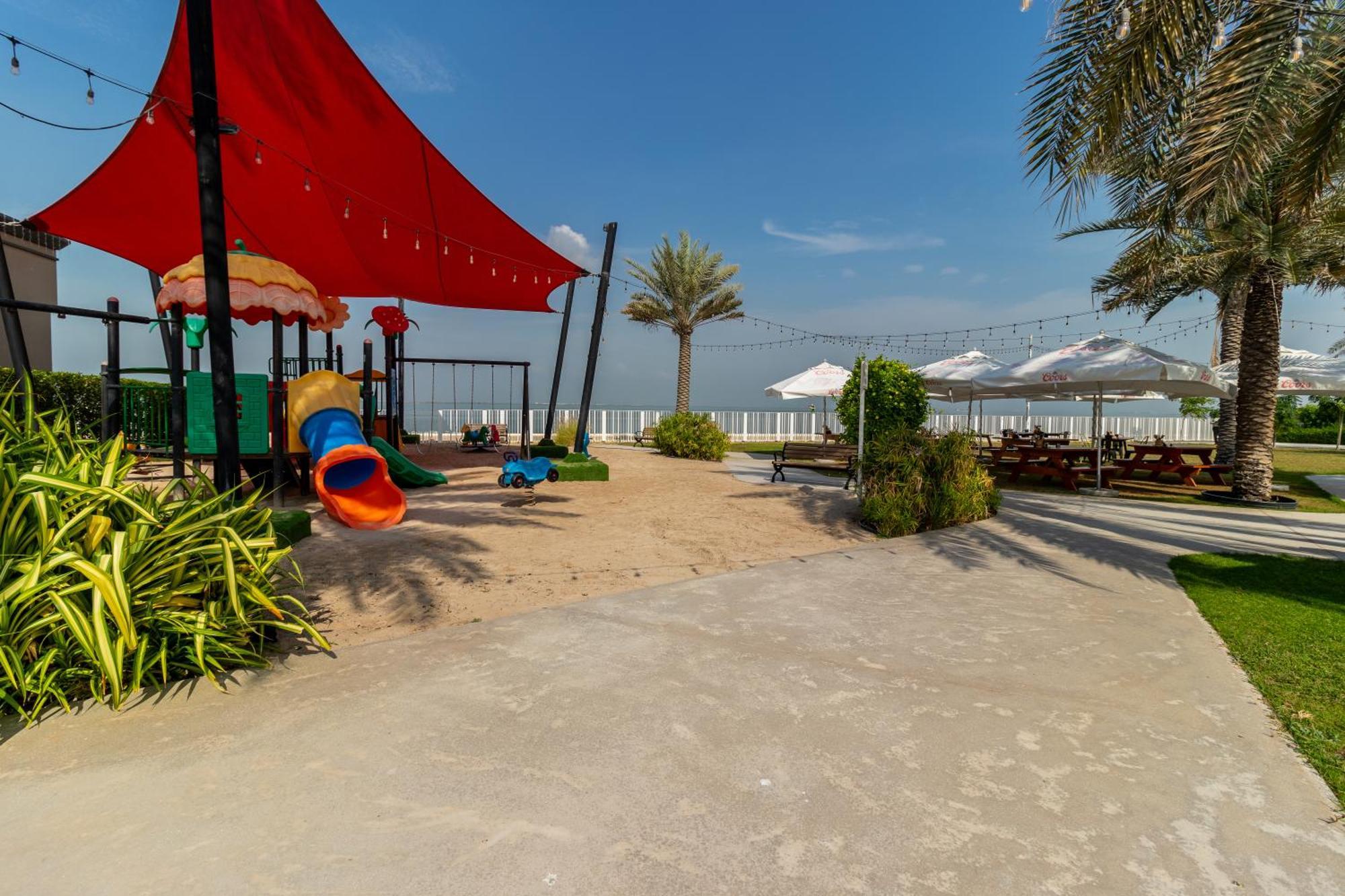 Barracuda Resort Umm al-Quwain Exterior foto